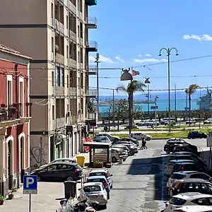 https://happy-catania.sicilyhotelsitaly.net