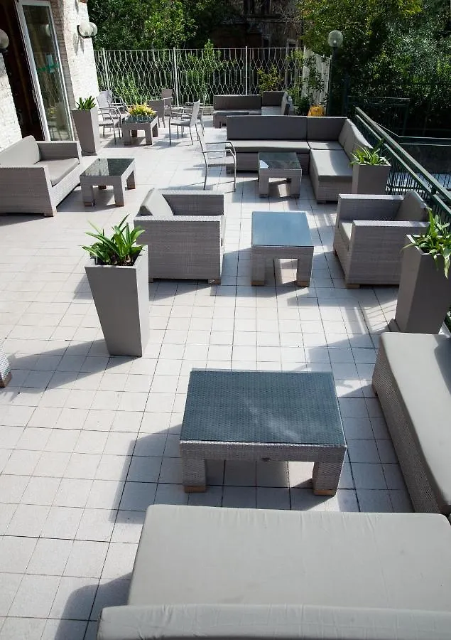 ***  Hotel Residence Garden Alassio İtalya